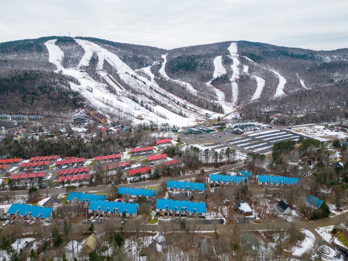 Superbe Condo Face Aux Pentes De Ski Stoneham!!! Dış mekan fotoğraf
